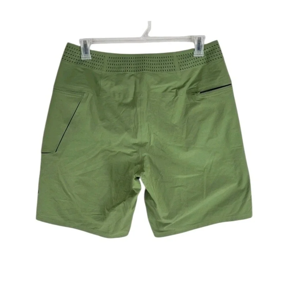 Lululemon Current State Board Shorts Mens 34 Green Foliage Trunks 9 in LM7AYXS